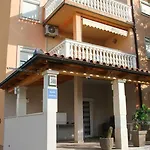 Διαμέρισμα Dubravka *