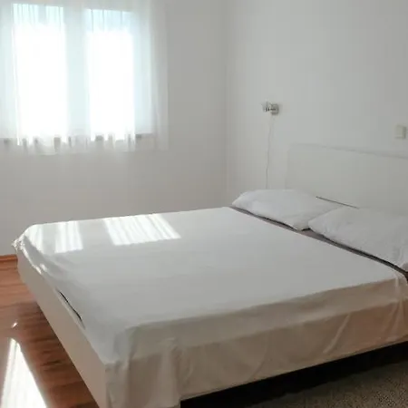 Apartments Dubravka Apartment *